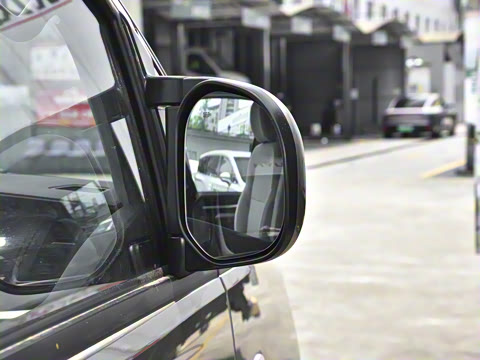 2025�� M5 1.6L ��������� 7��