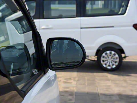 2022�� 1.5L ����ʨ�ͳ� 5��