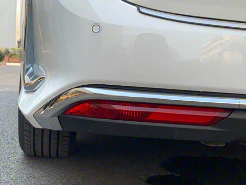 2022�� 2.0T ����ʿ �˼Ұ�