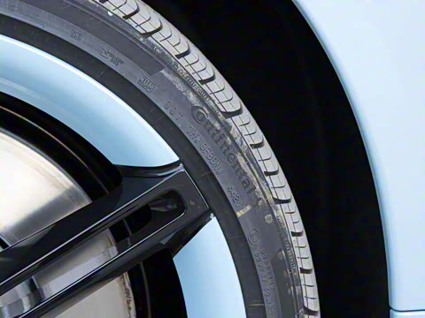 2022�� Taycan 4S