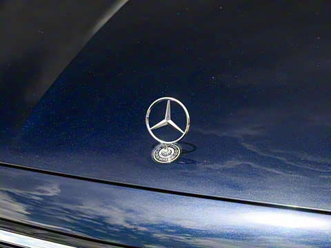 2025�� �Ŀ� E 300 L ʱ����