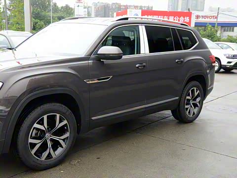 2020�� 330TSI ���������� ��VI