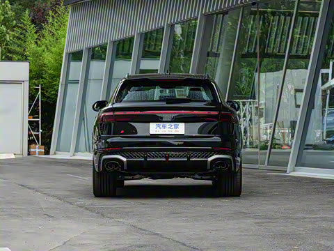 2025�� RS Q8 4.0T performance