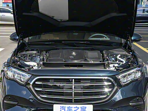 2025�� �Ŀ� E 300 L ʱ����