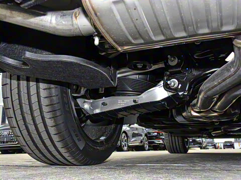 2025�� 55 TFSI quattro S line�˶���