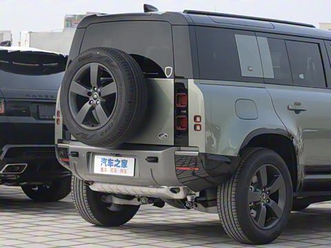 2023�� 110 3.0T P400 X-DYNAMIC HSE