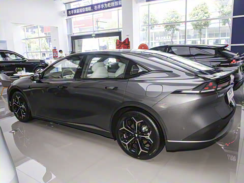 2025�� 230Ultra  �����Ǽ�AD PRO���̰�