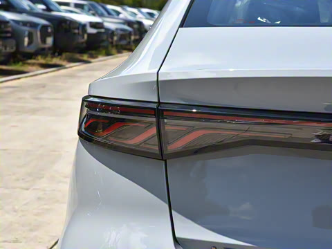 2025�� 2.0T DCT ������