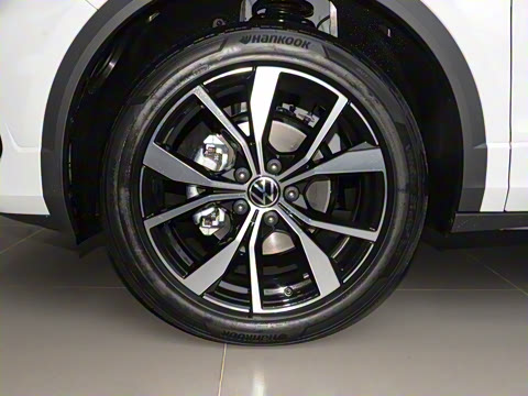 2025�� �Ŀ�� 300TSI DSG���������