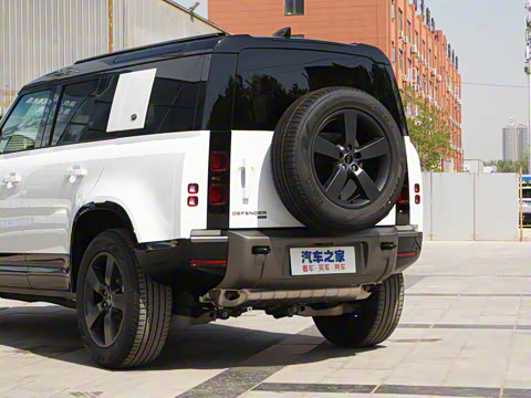 2023�� 110 3.0T P400 X-DYNAMIC HSE