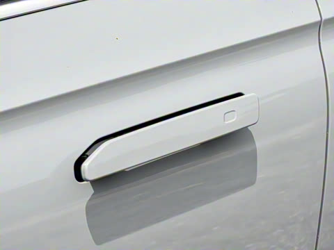 2025�� 2.0T ��������� 7��