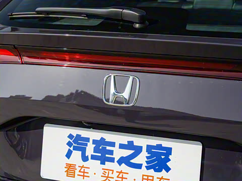 2023�� HATCHBACK 240TURBO CVT�����