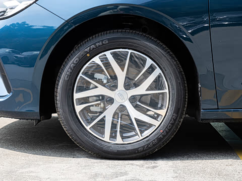 2026�� ��4�� 400������ 1.5L �ֶ���Խ��