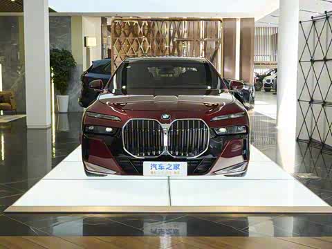 2023�� 740Li ������ M�˶���װ