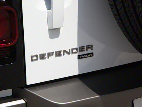 2023�� 110 3.0T P400 X-DYNAMIC HSE