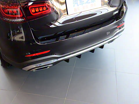 2022�� �Ŀ� GLC 300 L 4MATIC ������