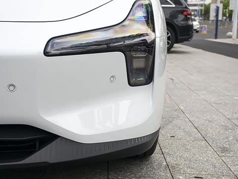 2025�� 600 �������� Max