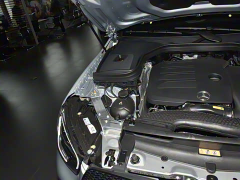 2023�� GLC 260 4MATIC ����SUV