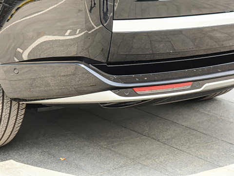 2023�� 3.0 L6 400PS ʢ���ӳ���