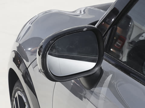 2025�� JOHN COOPER WORKS