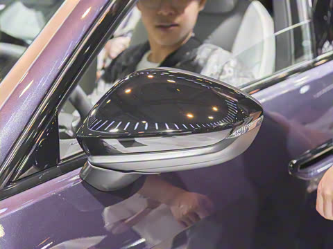 2026�� 2.0T �˶��� quattro