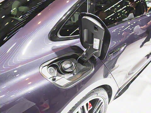 2026�� 2.0T �˶��� quattro