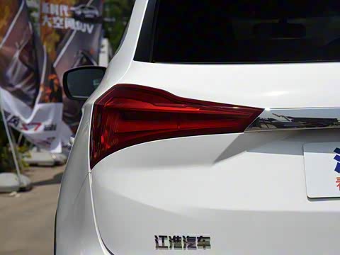 2018�� �˶��� 1.5T �Զ������� 7��