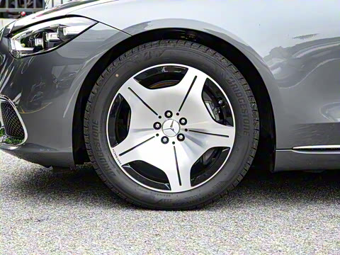 2025�� �Ŀ� S 480 4MATIC