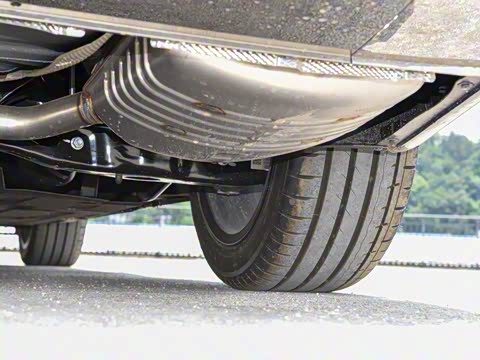 2025�� 2.0T ���а�