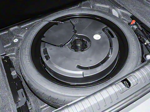 2025�� 45 TFSI quattro ������