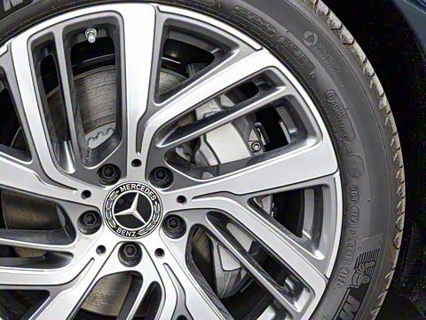 2025�� �Ŀ� E 300 L ʱ����