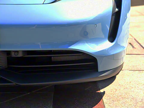 2019�� Taycan 4S