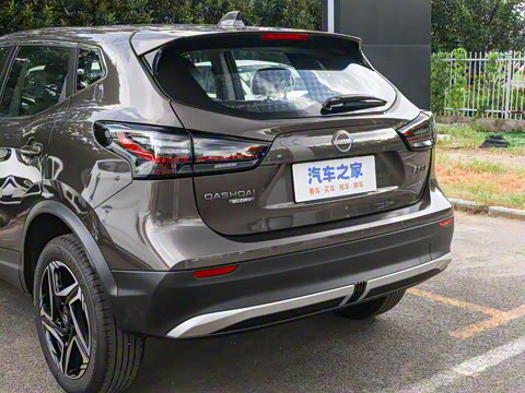 2025�� �Ŀ� ���� 2.0L CVT XV+���Ȱ�