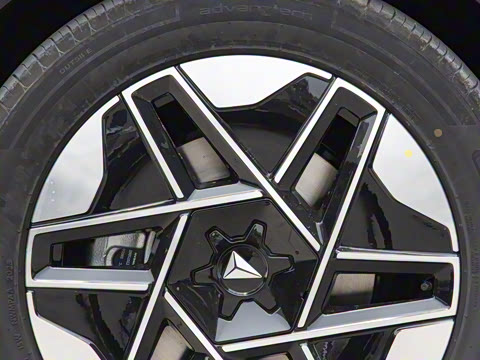 2025�� ����Ultra