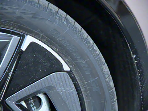 2023�� 616km ������Premium