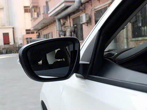 2018�� 2.0L CVT�Ȥ��