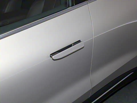 2023�� 100kWh �׷���