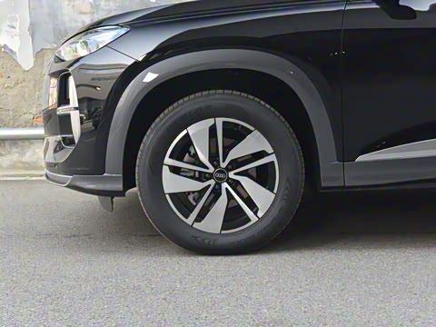 2023�� 40 TFSI quattro ������ ������װ