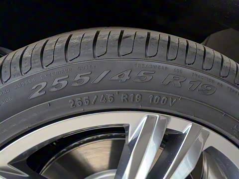 2018�� 380TSI ����R-Line