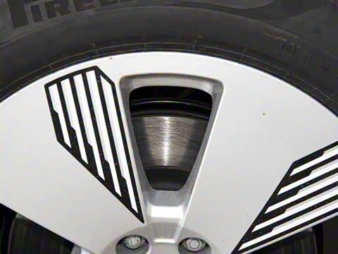 2021�� 50 quattro ������