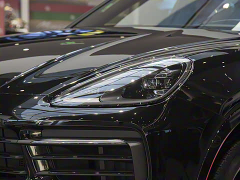 2023�� Cayenne Coup�� E-Hybrid 2.0T