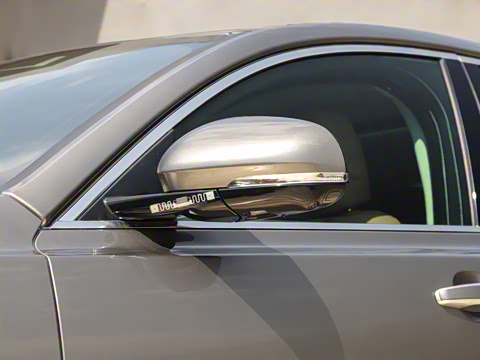 2021�� XFL 2.0T P250 ��������������