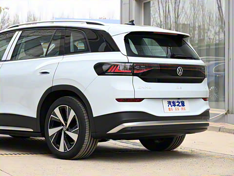 2022�� ������������