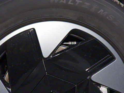 2025�� 702 �������� Max