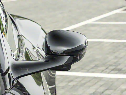 2025�� 4.0T V8 Coupe