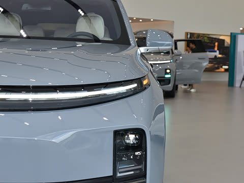 2025�� Pro ���ܻ��°�