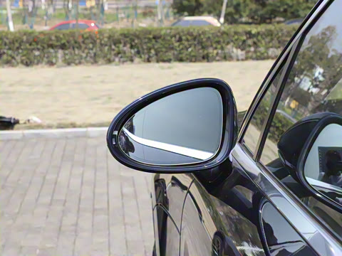 2022�� Macan 2.0T