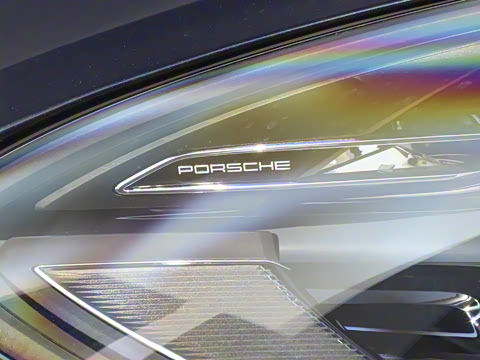 2022�� Macan 2.0T