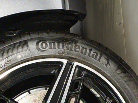 2025�� 1.5T 300 DCT������