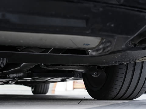 2023�� 740Li ������ M�˶���װ